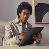 Apple iPad Pro 11 pulgadas (M5): pantalla Ultra Retina XDR, 256GB, cámara frontal de 12MP en horizontal/trasera de 12MP, escáner LiDAR, Wi-Fi 7 con Apple N1, Face ID, batería para todo el día — Negro espacial 7