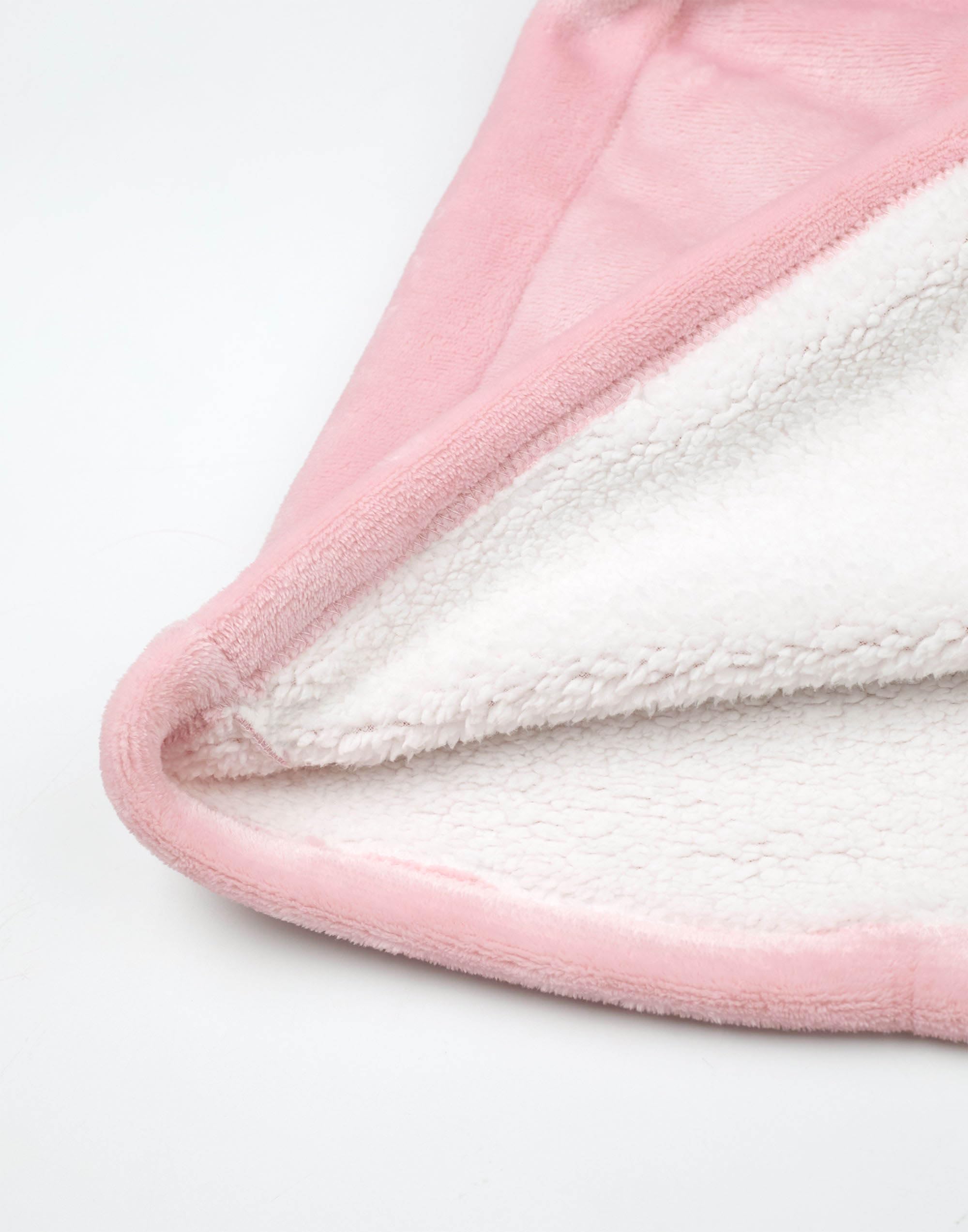 Hello Kitty Damen tragbare Decke Hoodie | Erwachsene Rosa Kapuzenpullover mit Kitty Weiß Charakter Grafik Print | Einheitsgröße Sherpa gefütterte Loungewea