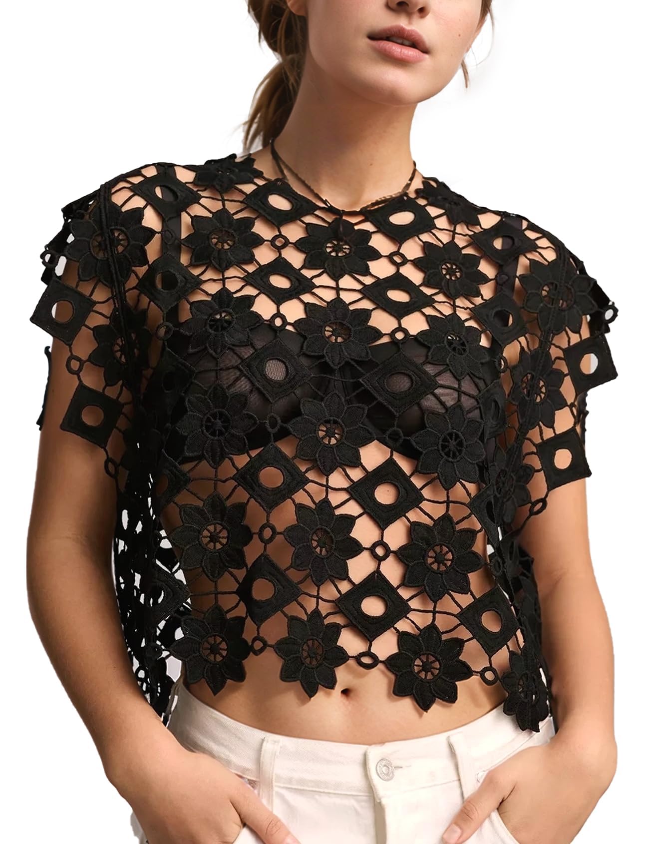 Flygo Womens Hollow Out Floral Lace Vest Cropped Embroideried Summer Crochet Coverup 2025 Trendy Blouse Tops