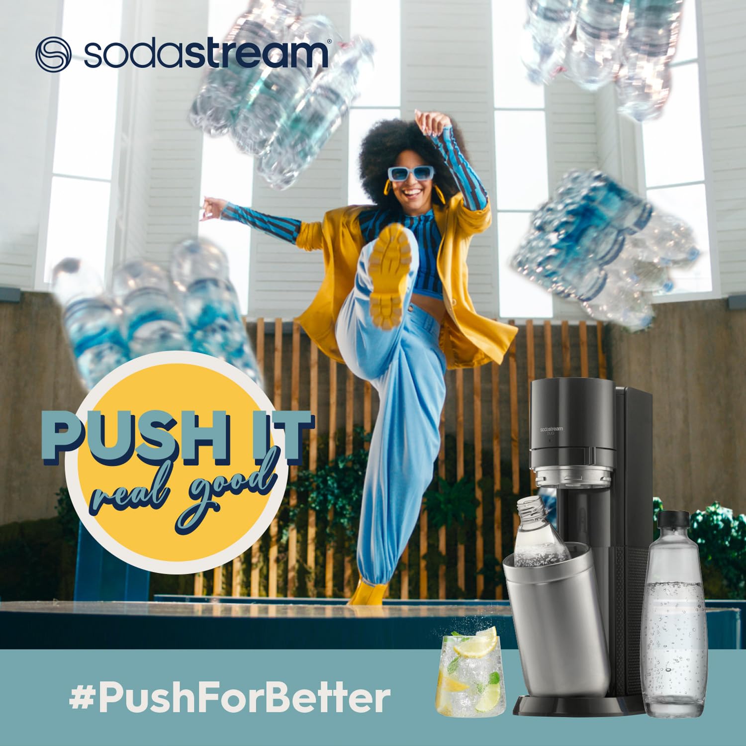 SodaStream E-Duo - Aireador de agua eléctrico con cilindro de CO2, botella de cristal y 2 botellas de plástico aptas para lavavajillas, altura: 44 cm, color: titanio