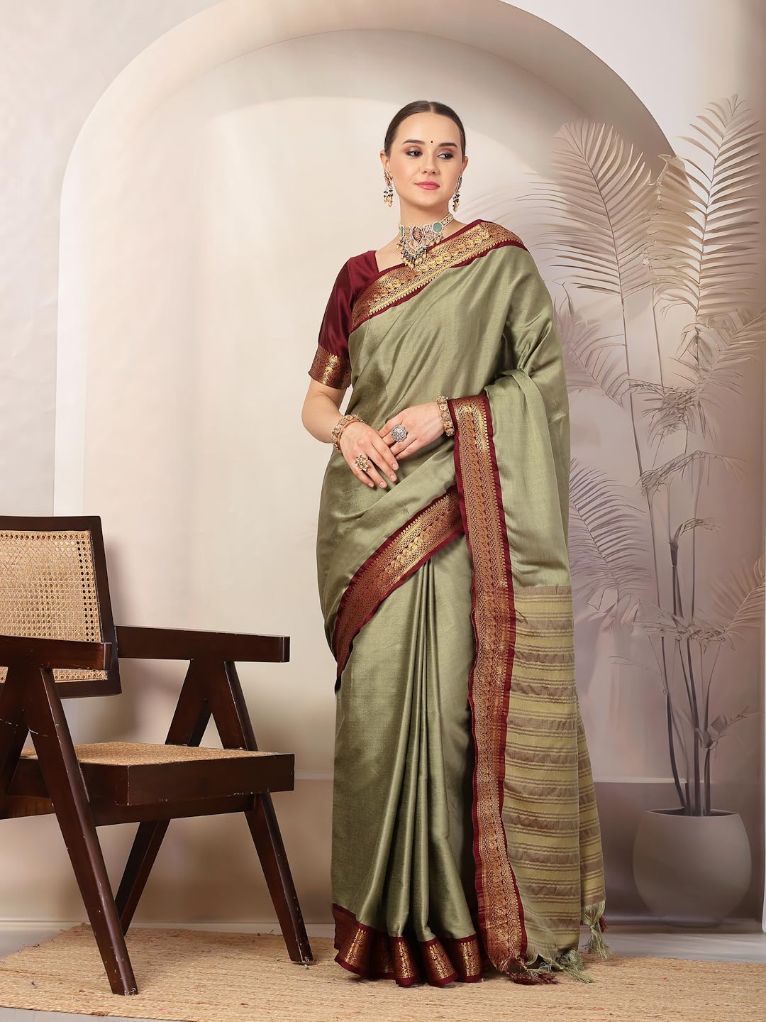 Stylum Women's Solid Traditional Banarsi Zari Border Silk Saree (Srmehandigeera_Mehandi)