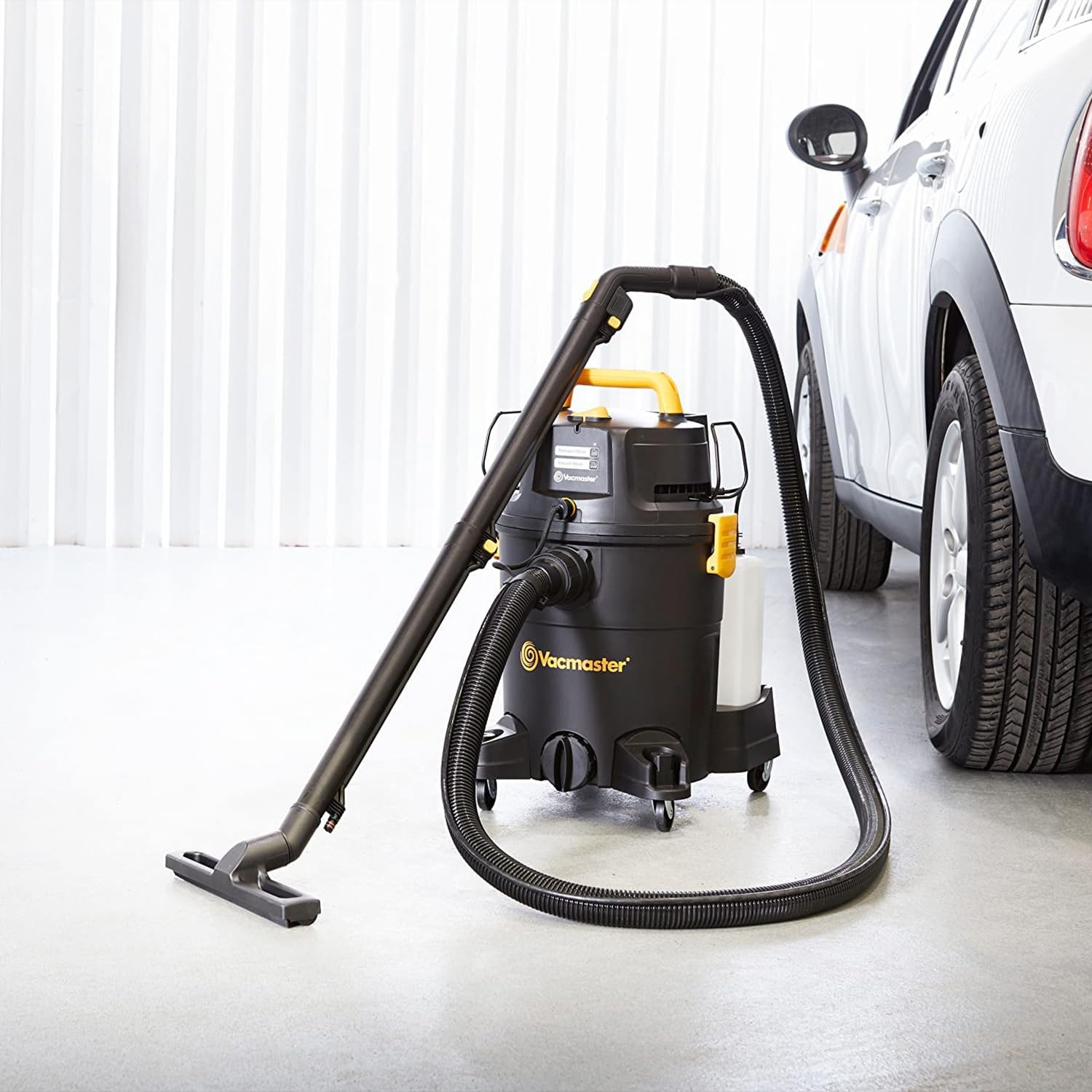 Vacmaster Aspirateur Eau et Poussière 3-en-1 1300W 23L moquettes | Nettoyeur Multi-Surfaces pour Moquettes Tissus d'ameublement Escaliers et Voiture Nettoyeurs Tapis et moquettes VK1323PFR