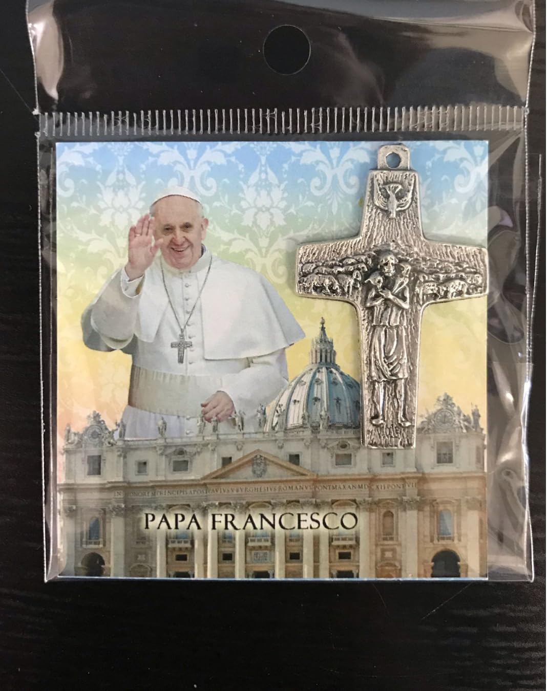 Ciondolo Pettorale Crocifisso Croce Gesù INRI – Stile Papale – Tono Argento 2 1/4 Pollici