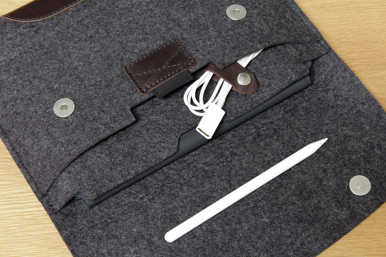 Pack & Smooch Für iPad/iPad Pro/Air 11" / Air 10.9" + Magic Keyboard | Hülle Sleeve Case | 100% Wollfilz Pflanzlich Gegerbtes Leder | Handmade in Germany | Farbe in Anthrazit/Dunkelbraun