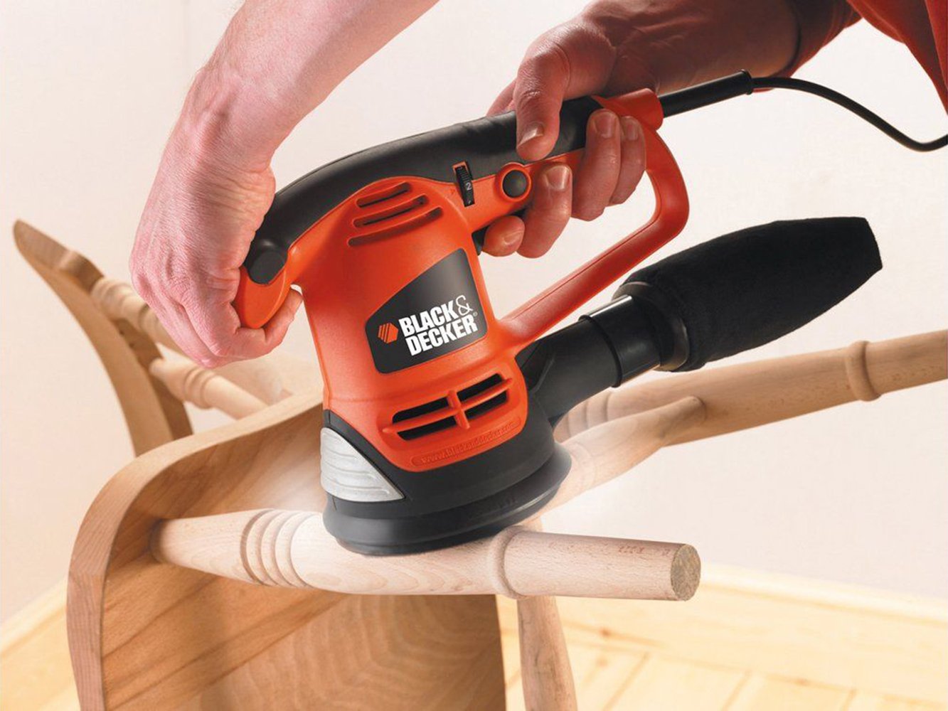 BLACK+DECKER KA191EK Lijadora (480W)