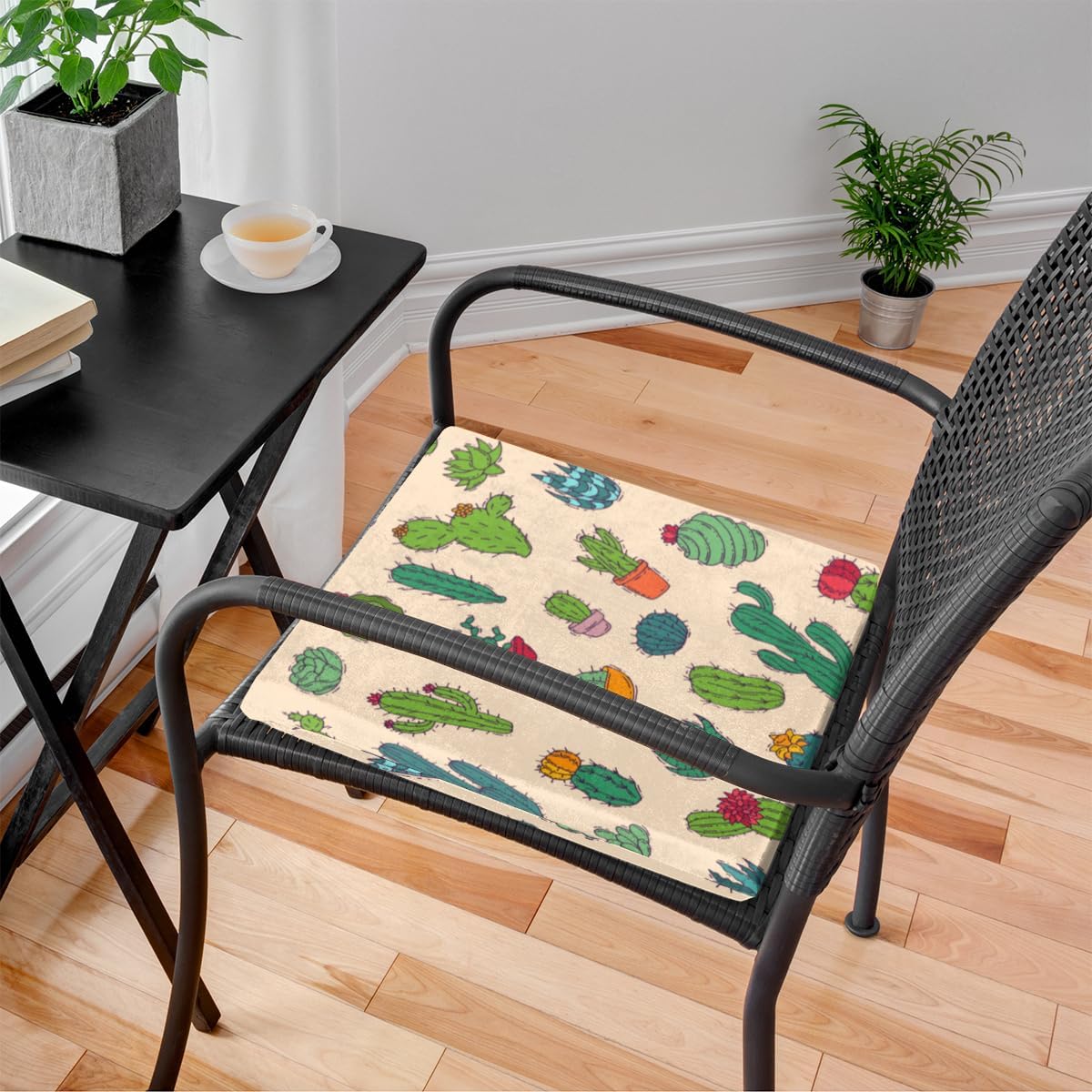 Cactus Plant Print Foam Padded Seat Cushions for Office Chairs Comfortable Chair Cushions for Dining Room Washable Chair Seat Pads 16x16