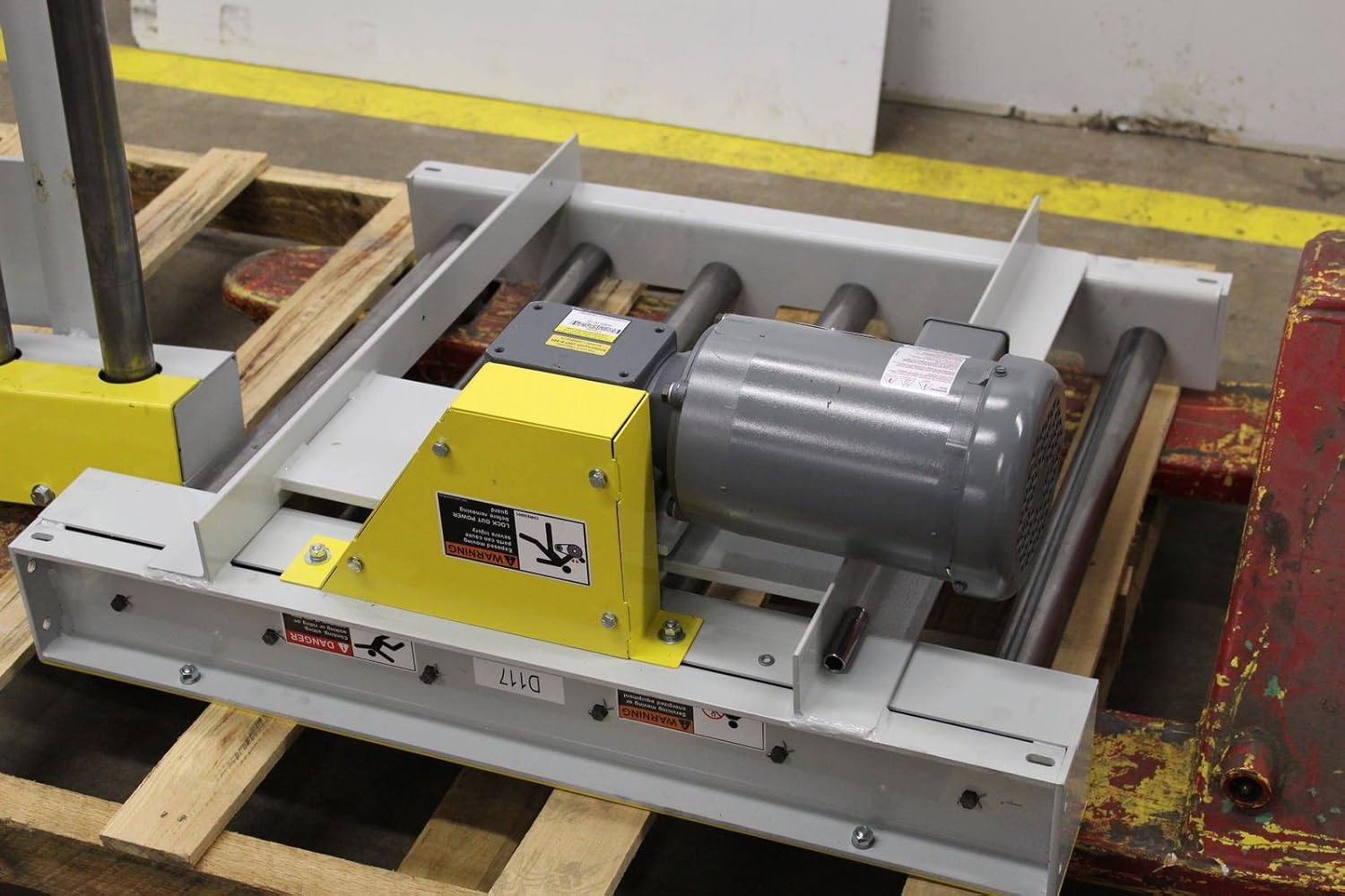 Chain Roller Conveyor 36" Boston 1/2HP