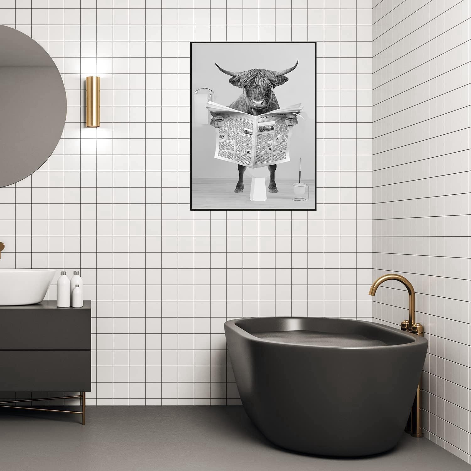 LPFNSF Immagini per il Bagno Immagine di Animali in Bagno Immagine Divertente per la Decorazione della Parete Stampe su Tela Poster per la Decorazione del Bagno Senza Cornice. (Mucca delle Highlands