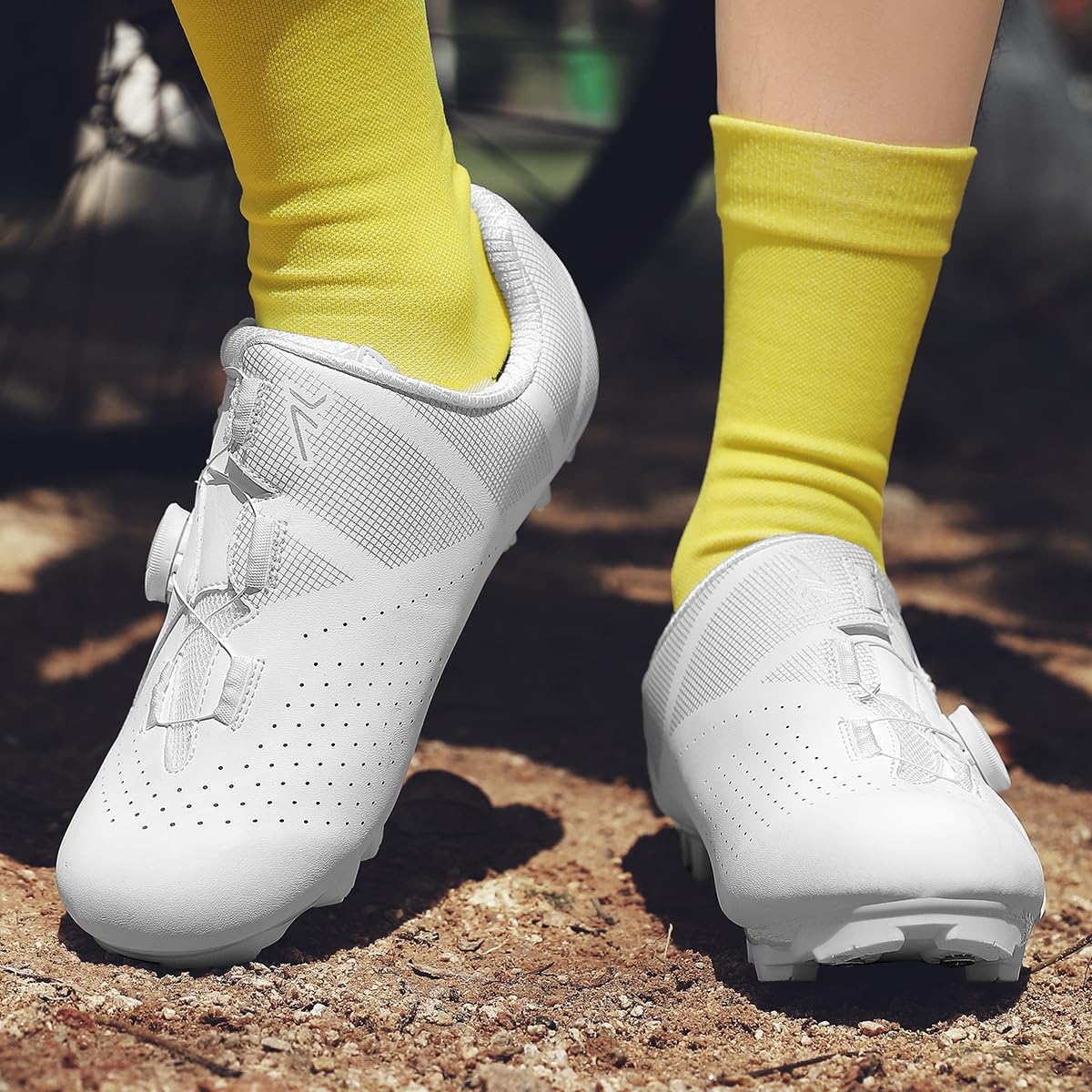 Zapatilla de Ciclismo para Hombre Mujer Zapatos Bicicleta de Montaña Respirables Antideslizantes Compatible con SPD Pedales 2 Tornillos con Calas