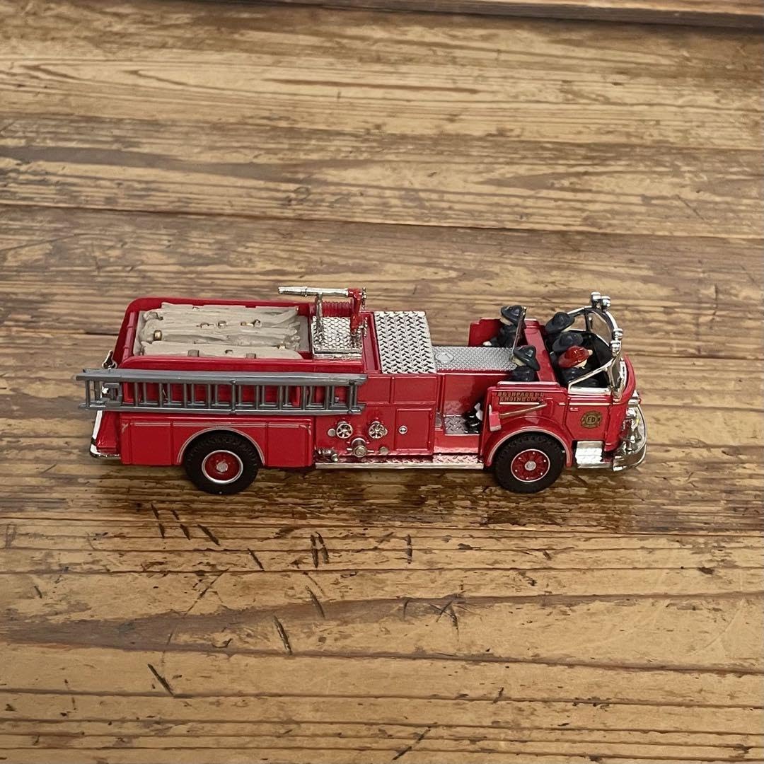Amazon.co.jp: コーギー corgi toys 消防車 救急 ディンキー dinky