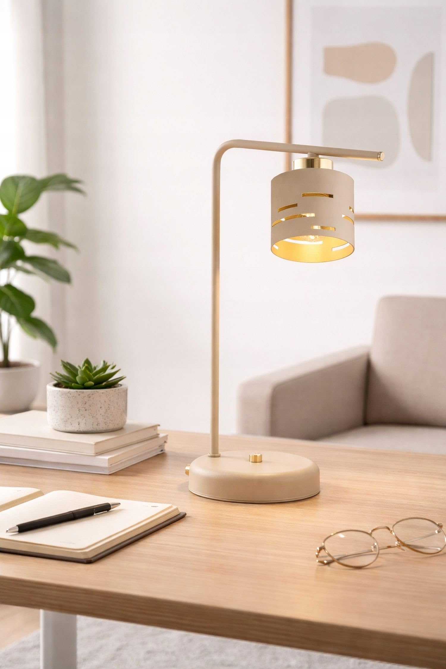 Licht-Erlebnisse Tischleuchte Metall Ecru Gold Nachttisch Schlafzimmer Wohnzimmer Büro E27 Modern gemütlich H:38 cm Tischlampe Schreibtisch