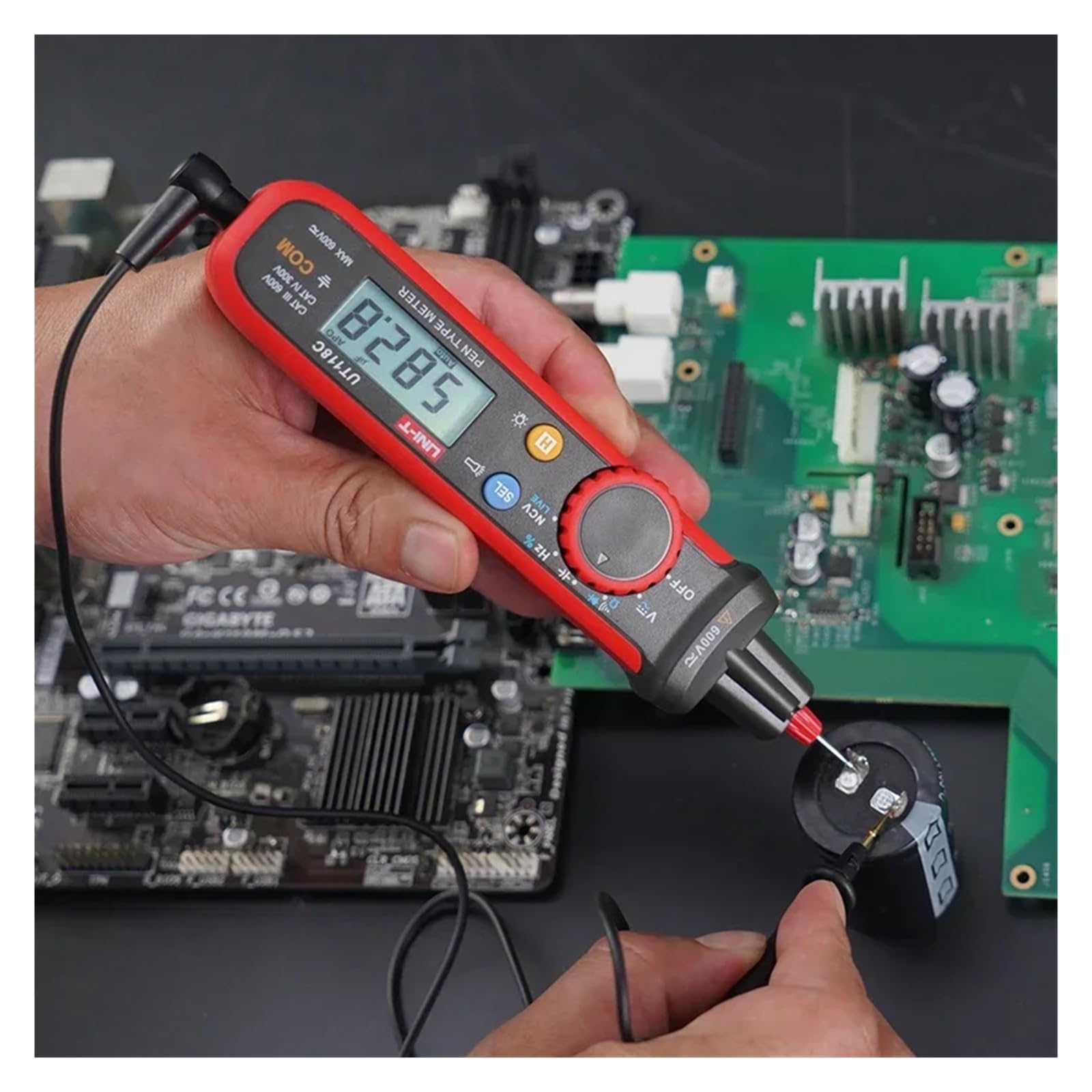 Medidor digital tipo bolígrafo 600V CC CA Voltímetro Frecuencímetro RMS verdadero Prueba de capacitancia y resistencia UT118C