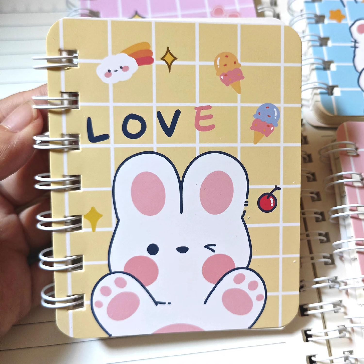 Amazon.co.jp: かわいい小さなA7スパイラルノート4点。かわいい漫画の