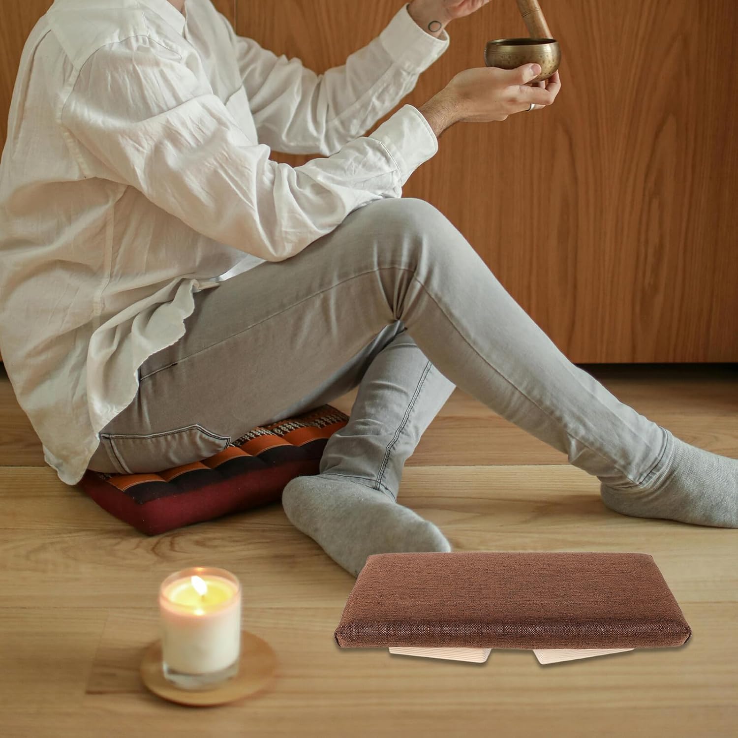 Folding Bench Wood Stool Ergonomic Seat with Slant Surface Compact Portable and Prayer Practice