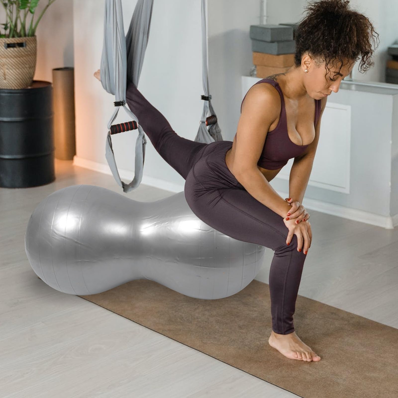 TOYANDONA Dickwandiger Erdnuss Gymnastikball für Balance und Muskeltraining mit Rutschfestem PVC Material und Inklusive Luftpumpe für Therapie und Fitness
