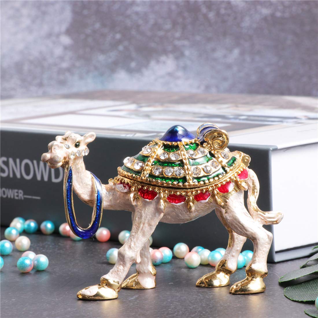 クレアーズ　動物　小物入れ　アクセサリー入れ Amazon｜Waltz&Fラクダ ジュエリーボックス クリスタル動物