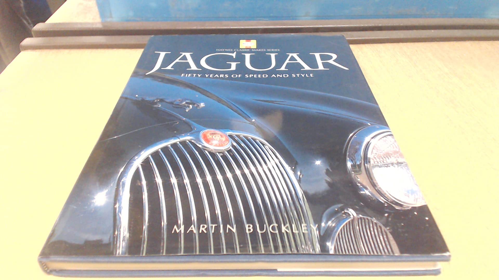 Jaguar: Fifty Years of Speed and Style (Haynes Classic Makes Series)
