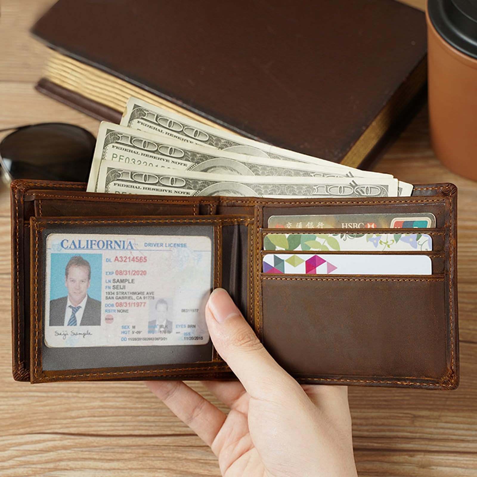 Portafoglio Bifold da Uomo In Pelle con Tasca Portamonete e Finestra Identificativa Rimovibile, Titolare Della Carta di Credito con Protezione Antiblocco RFID