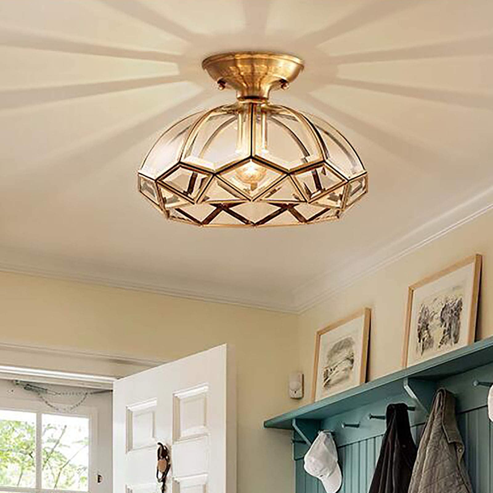 Plafonnier vintage diamant laiton doré pour entrée chaleureuse chic