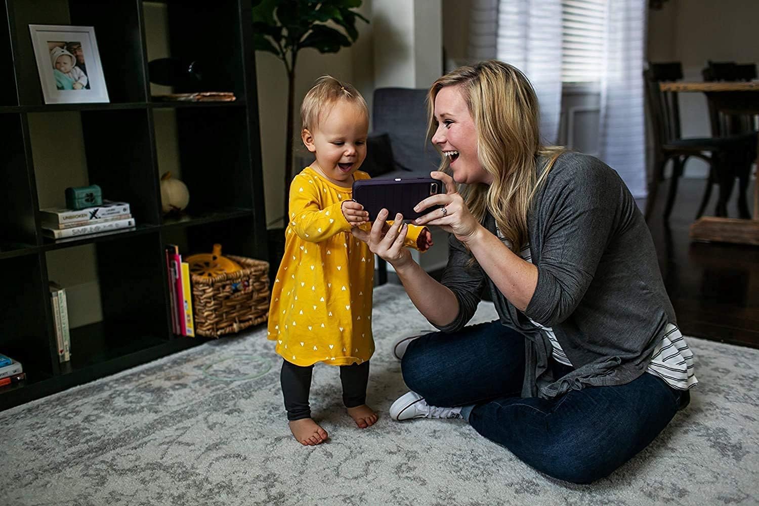 OtterBox Defender Series Rugged Case for iPhone SE (2020), iPhone 8, iPhone 7 (NOT Plus) Case Only - Non-Retail Packaging - Black (with Microbial Defense)