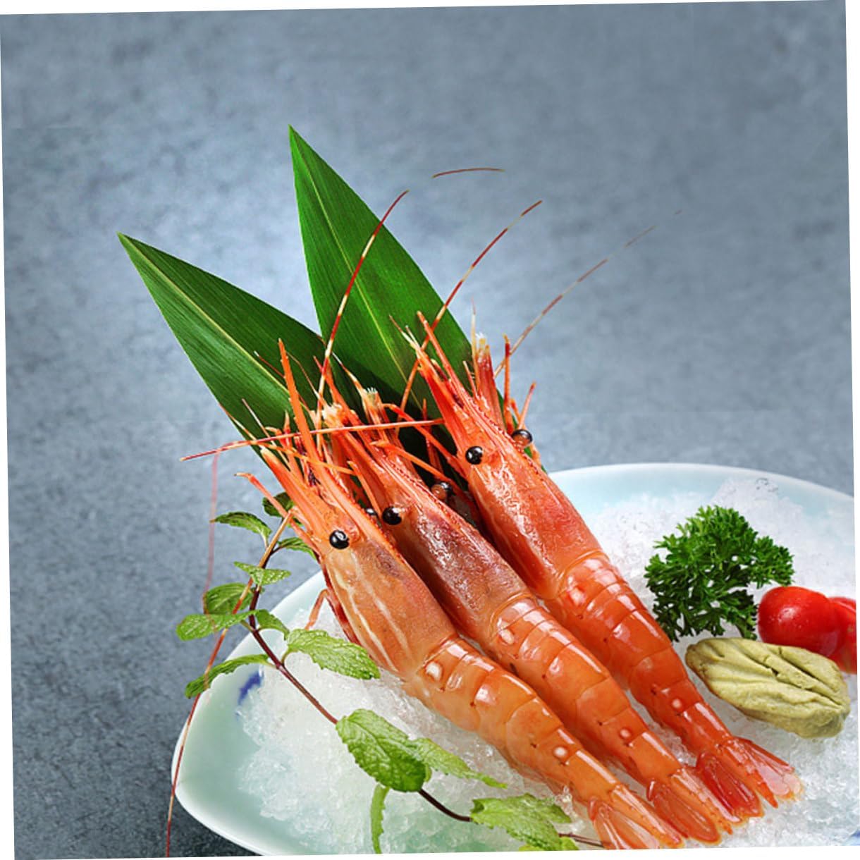 OUNONA 100Pcs Bamboo Leaves for Sushi Decoration Realistic Sashimi Serving Leaves Dish Display for Japanese Cuisine