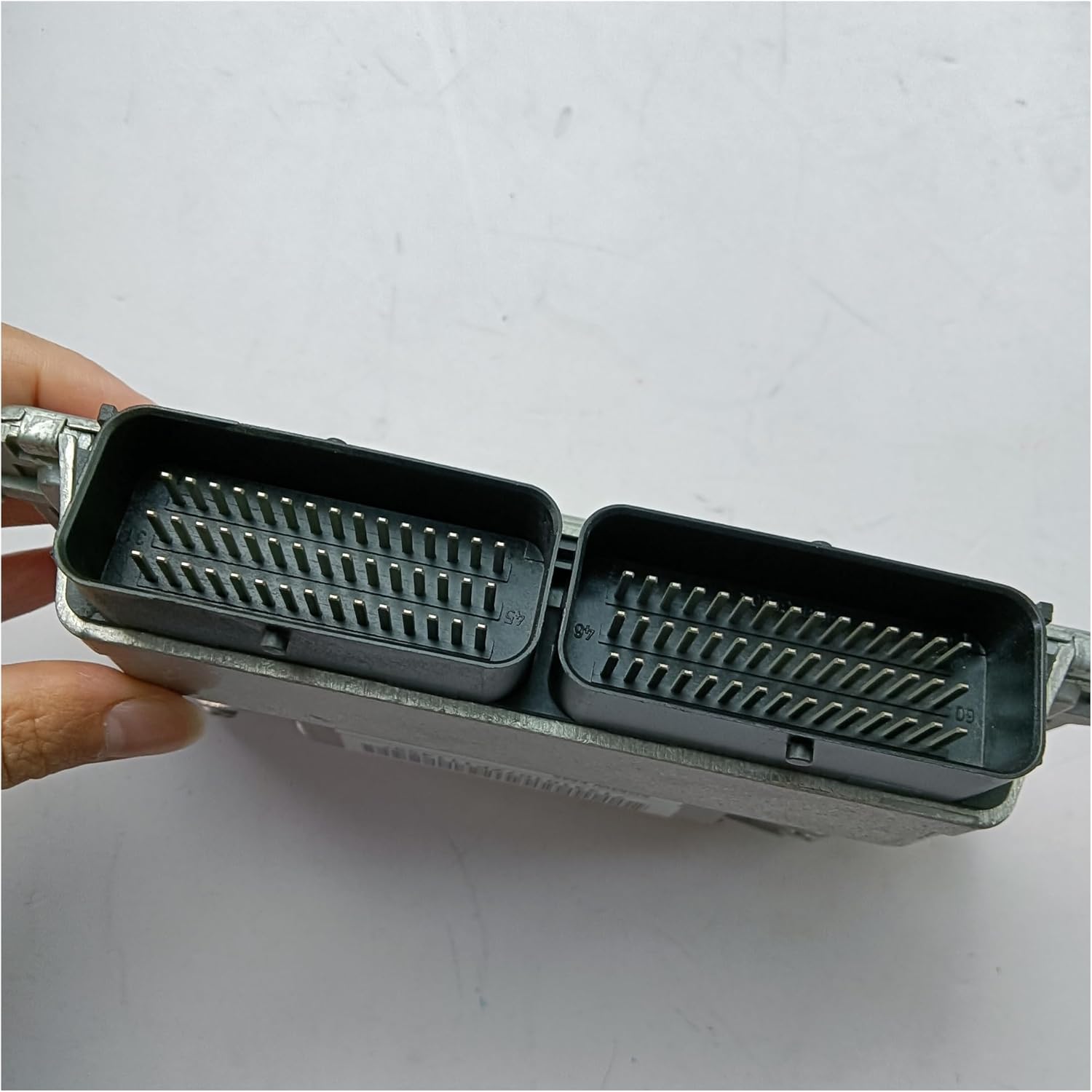 ECU Computer Board Engine Control Unit Suitable，Compatible for Chevrolet N300 24556870