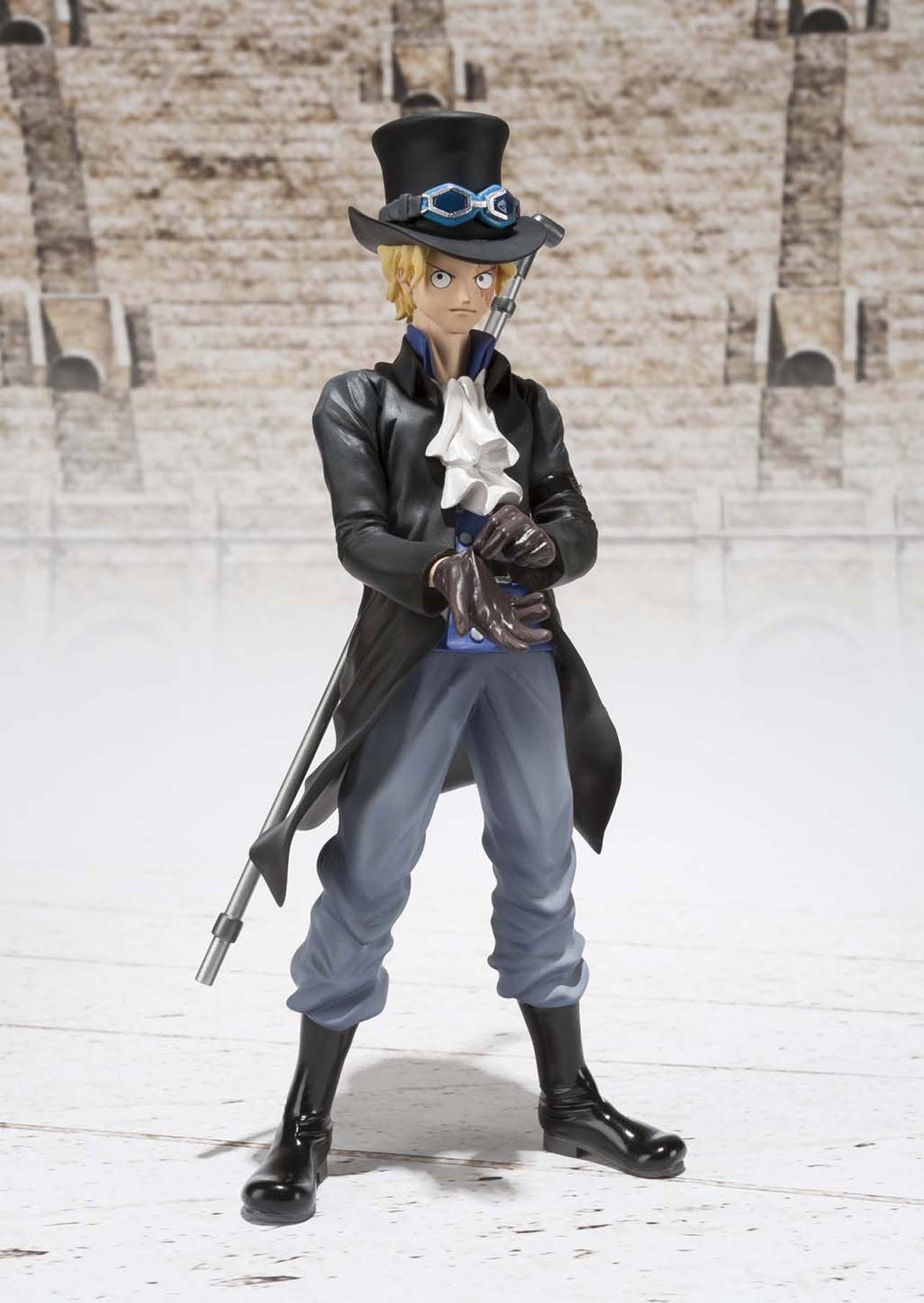 Amazon.com: Bandai Tamashii Nations Figuarts ZERO Sabo 