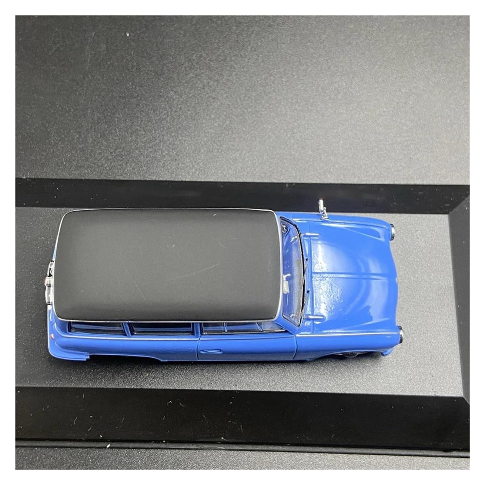 Metallo Scala Replica 1 43 Per la Germania dell'Est Blue Awz P70 Kombi 1957 Modello di auto lega statica Serie decorazioni per casa Hobby Veicoli Giochi Set