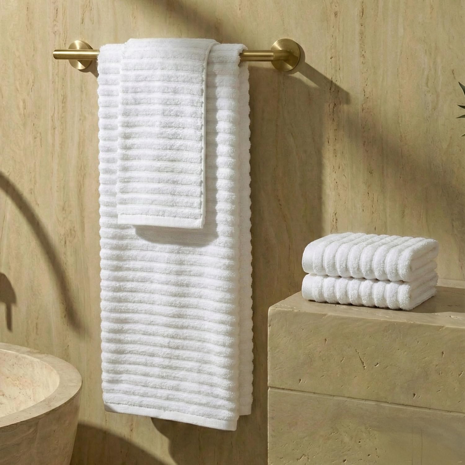 Meadow Juego de 4 Toallas Premium: 1 Toalla de Baño 160x100cm + 1 Toalla de Manos 50x90cm + 2 Toallas de Cara 30x50cm | 100% Algodón Turco 600GSM Super Absorbentes | Toallas Baño de Lujo