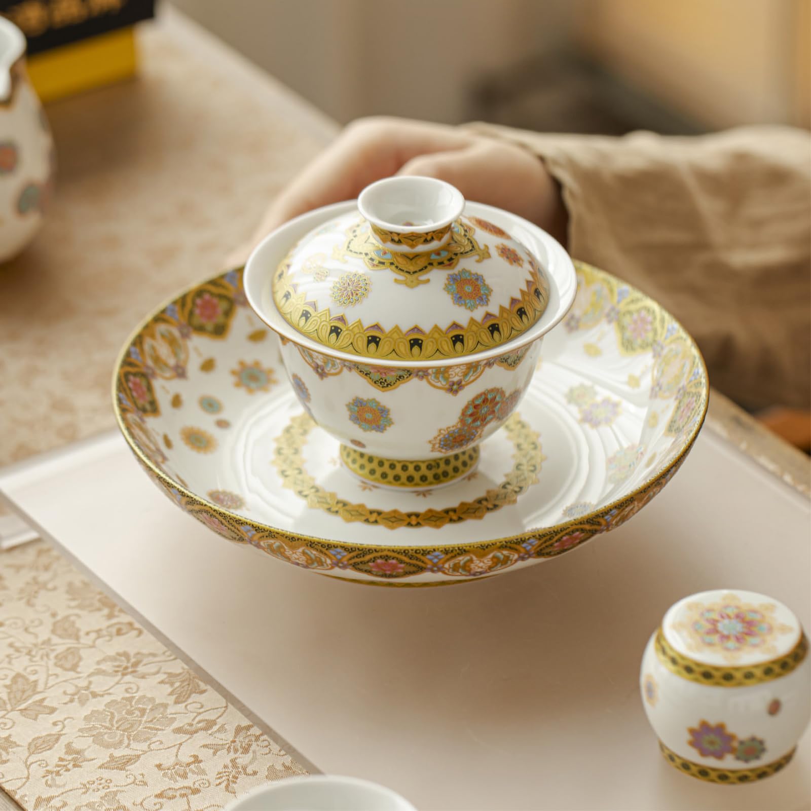 Ceramiczny zestaw do herbaty w kolorze emaliowanym