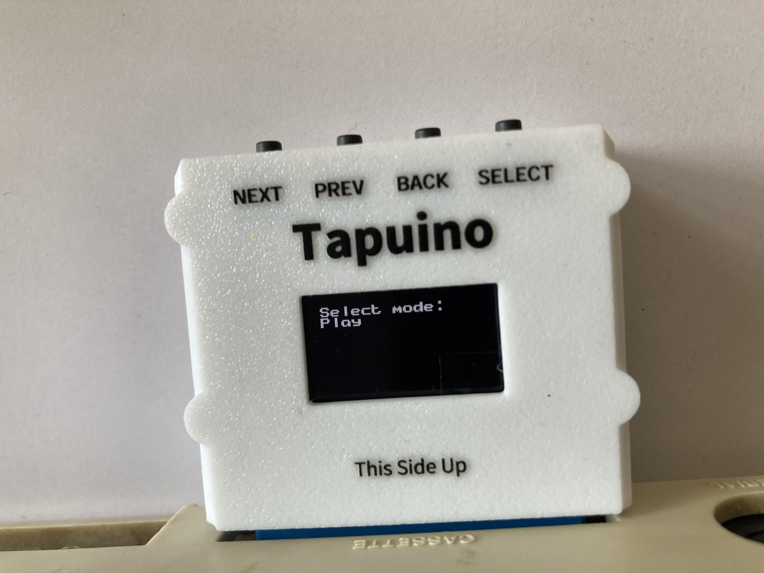 Tapuino Commodore Datasette Emulator für C64 TAP-Dateien, Stromversorgung über Kassettenanschluss
