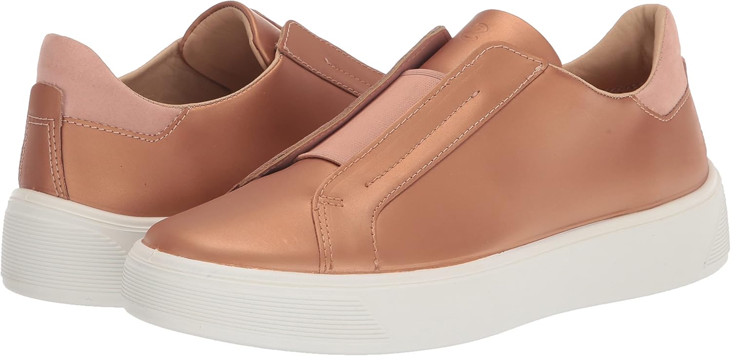 ECCO Women's Street Tray Luxury Slip-on