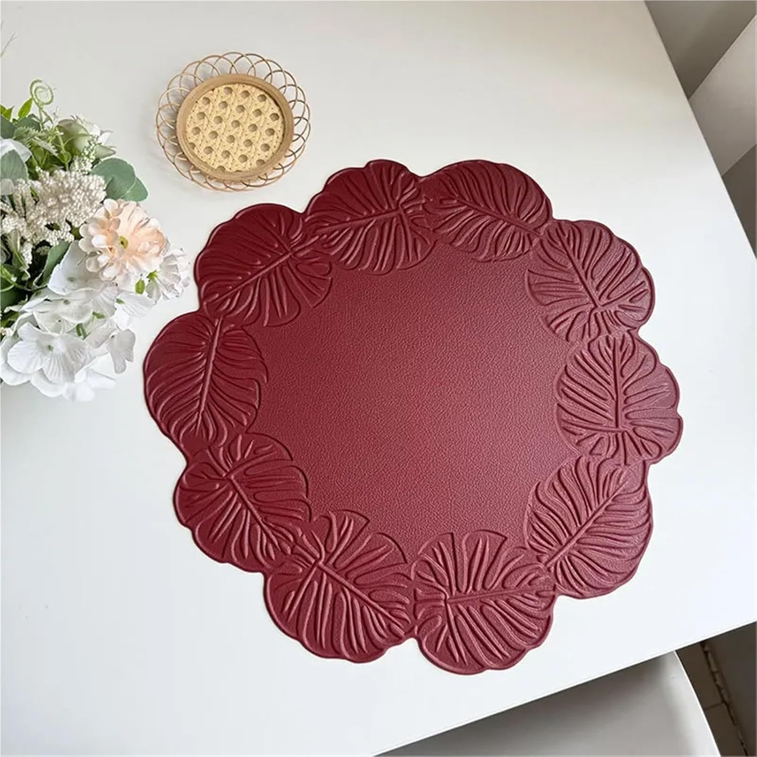 Flower Shaped Gift Black Placemats Rectangular Faux Leather Round Table Pad Hotel Restaurant Party Table PU Placemats(Guibei red,4pcs Round 38cm)