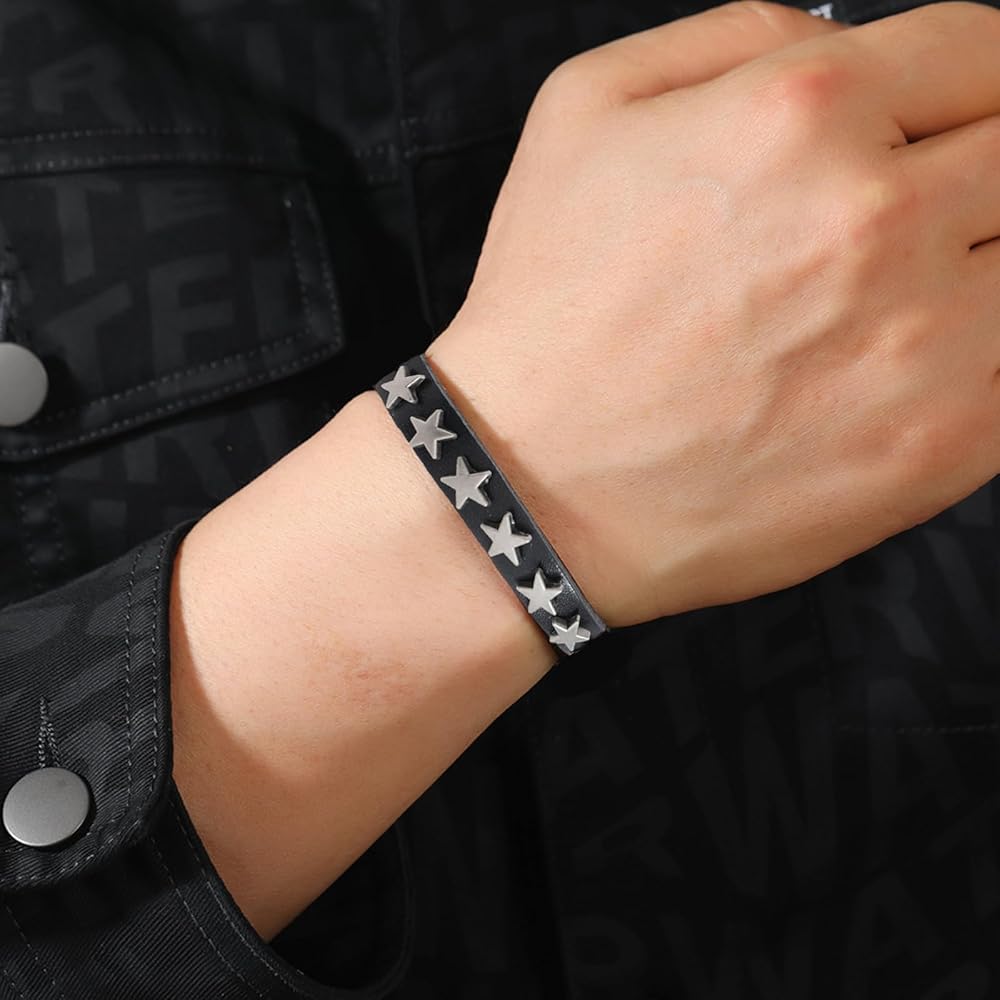 スタッズ ブラックレザーバングル スタッズ レザーバングル パンク スタッズ ブラックレザーバングル スタッズ レザーバングル パンク