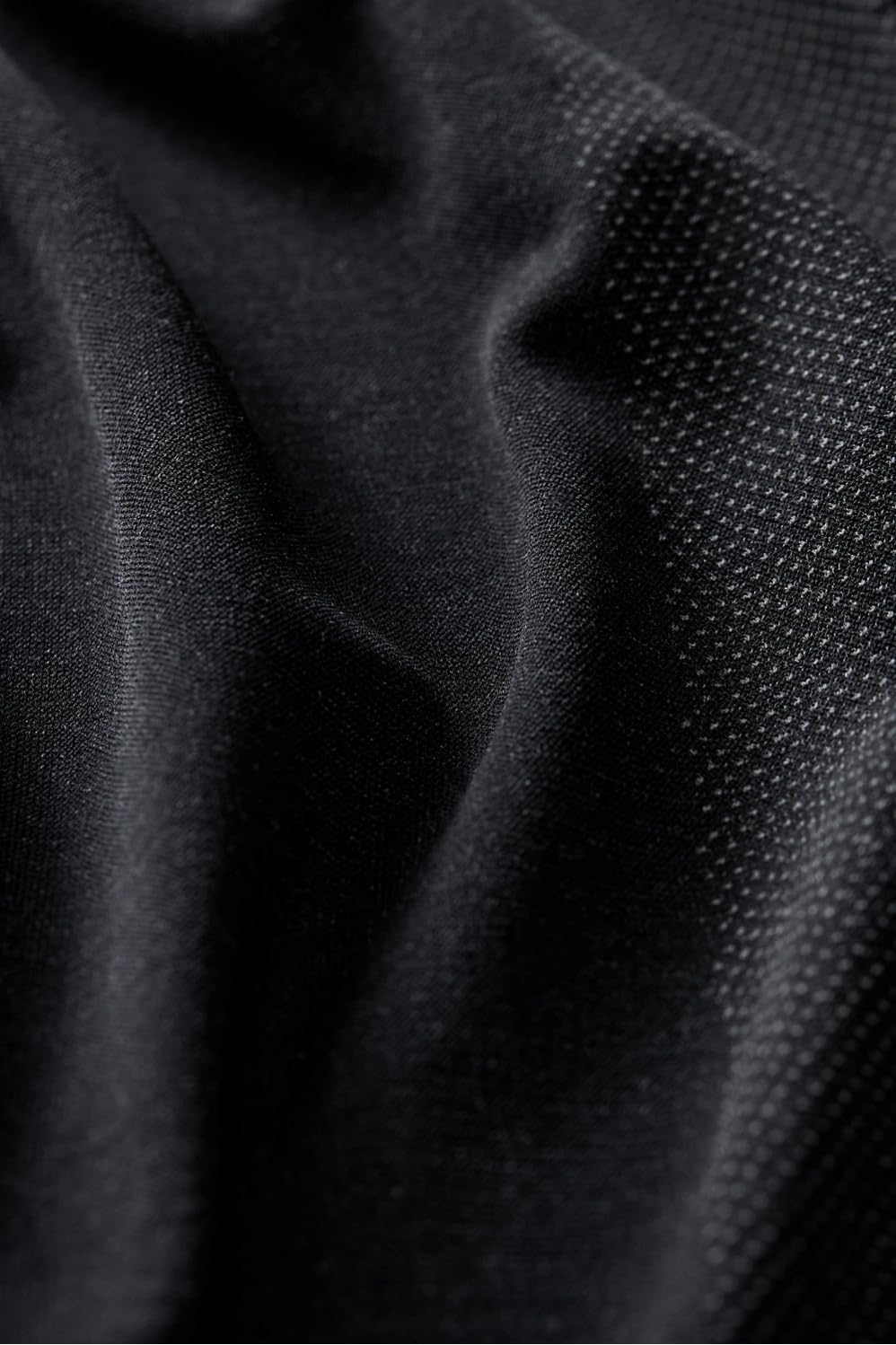 Fabletics Men's The Training Day Tee, Performance, Running, Workout, Gym, Breathable, 4-Way Stretch - Image 4