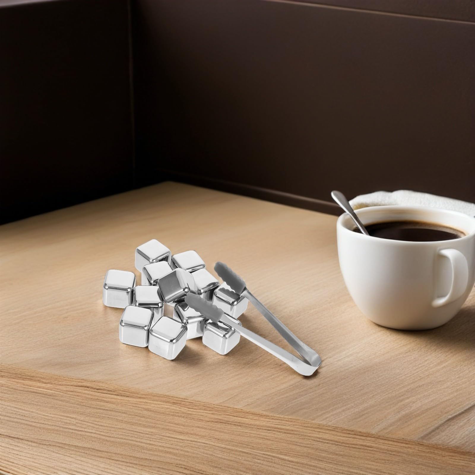 Piedras de Hielo de Acero Inoxidable 304, 24 Piezas para Whisky | Color Plata, Reutilizables y Recargables, con Pinzas y Caja para Congelador