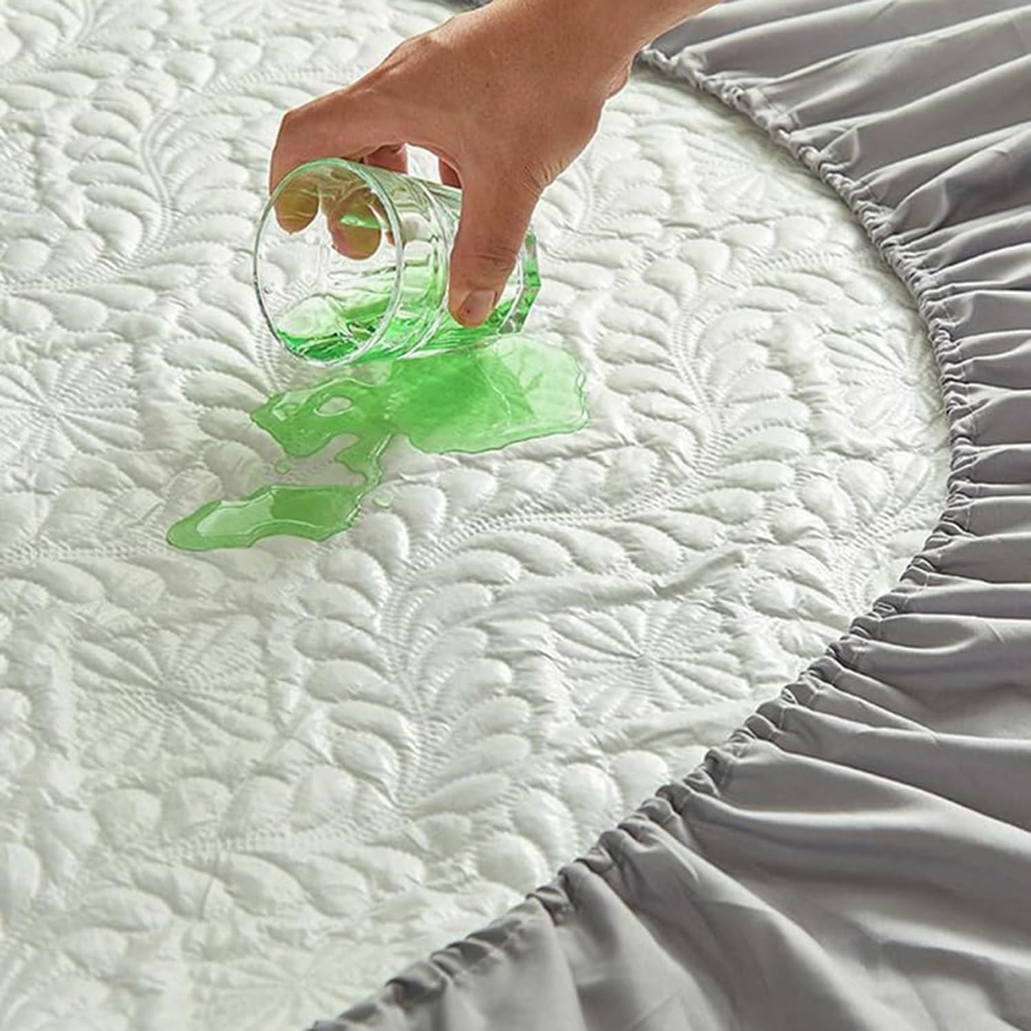 Coprimaterasso Morbido, Impermeabile, per Letto Matrimoniale, con Angoli Profondi da 30 cm, Traspirante e Silenzioso (Kaki, 198 * 203 cm)