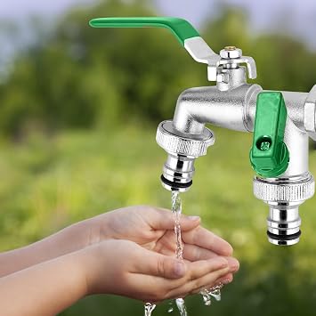 Brass Double Garden Tap,Universal1/2 Inch Dual Outlet, Outdoor Water Tap, Rust and Frost Resistant + 4 Hose Connectors, Water Faucet Outside Tapfor Garden Patio & Lawn