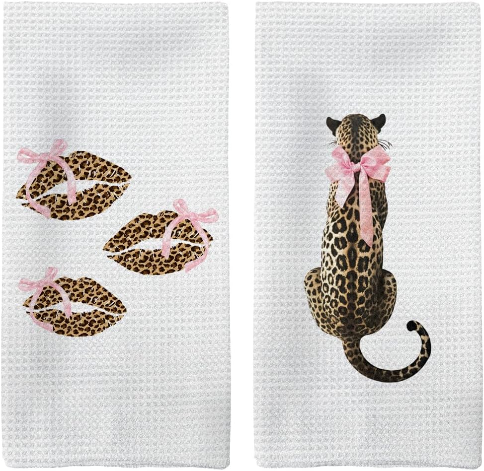 Funky Retro Leopard Kitchen Towels Set of 2, Preppy Pink Cheetah Hand Towels, Pink Coquette Bow Leopard Dishcloths Tea Towel for Kitchen, Trendy Cheetah Lips Bow KitchenBathroom Decor, 16x24in