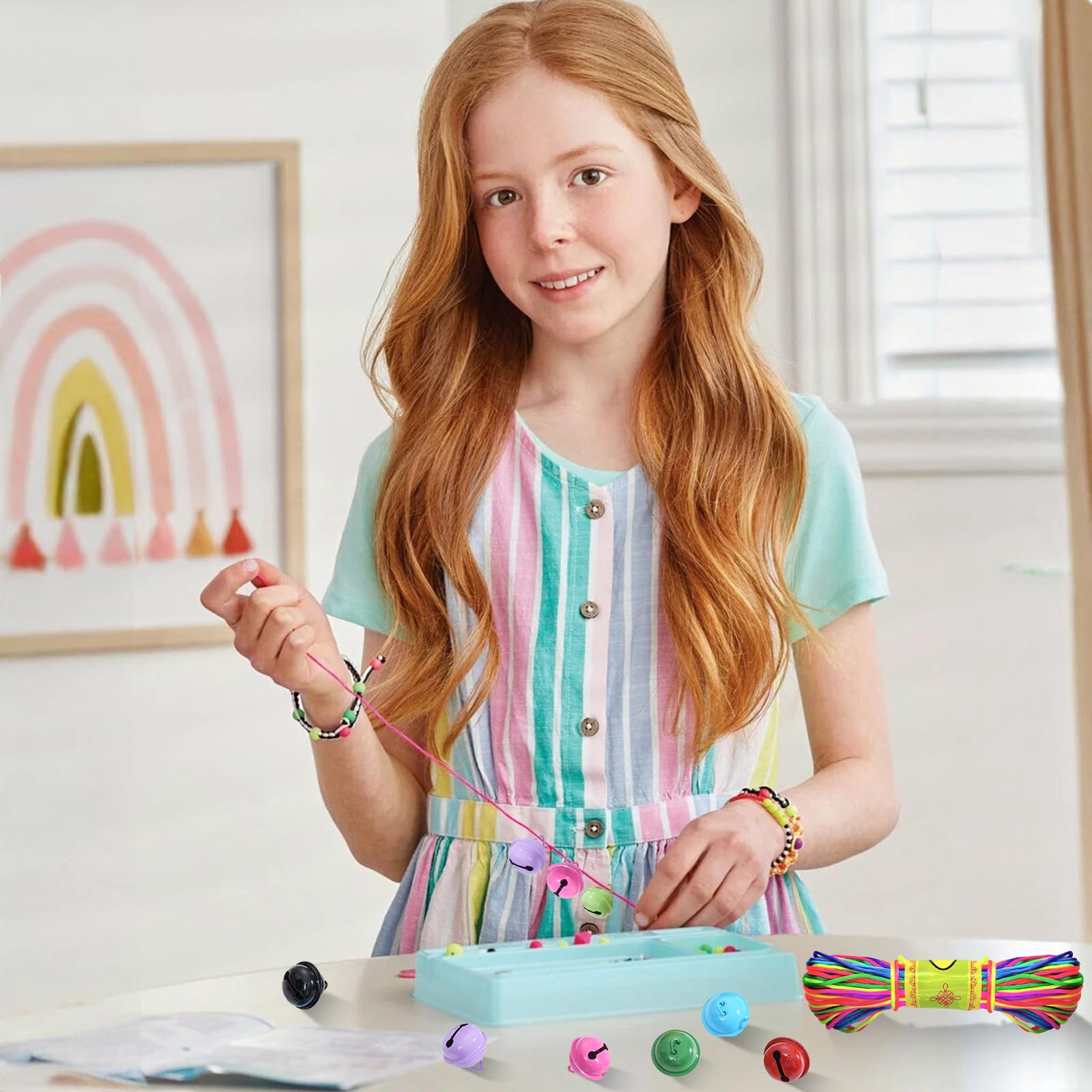 50 stuks kleine belletjes om te knutselen, doe-het-zelf klokken, mini- belletjes, knutselen, roestbescherming, metalen belletjes, klemmen voor sieraden, knutselen, geschenkverpakking, Kerstmis