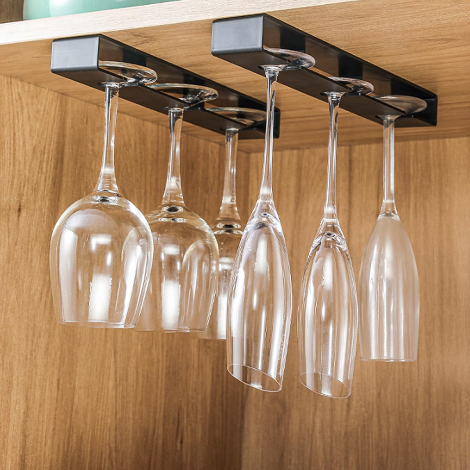 NCCHDZSW Soporte para Copas de Vino 2 Pcs Colgador Copas Sin perforaciones Estante Colgar Copas de Vino Estante Colgante para Portavasos para Vino para Hogar Bar Cocina Restaurante (Negro)