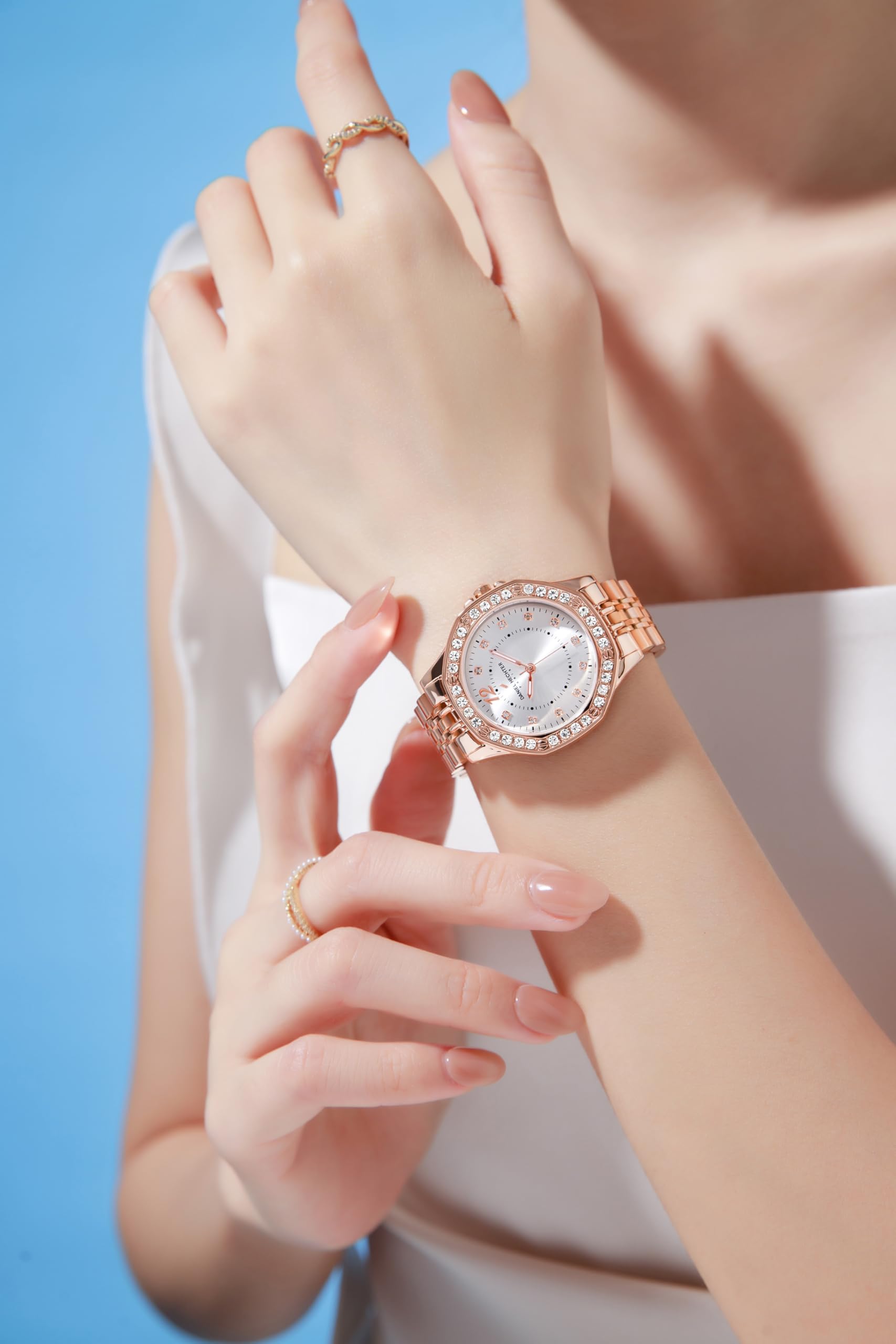 Daniel Hechter Paris Vendome Collection Orologio analogico da donna, con lunetta in cristallo, dettagli in cristallo e cinturino in acciaio inox