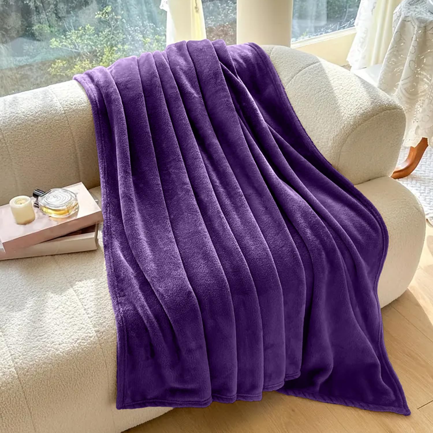 AMEHA Fleece Blanket - Super Soft Fuzzy Throw Blanket for Sofa and Couch - Luxury 400 GSM Microfiber Fluffy Bed Blankets and Throws, Purple, 150x200 cm