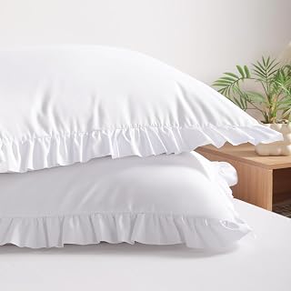 White queen pillow shams with ruffled edges