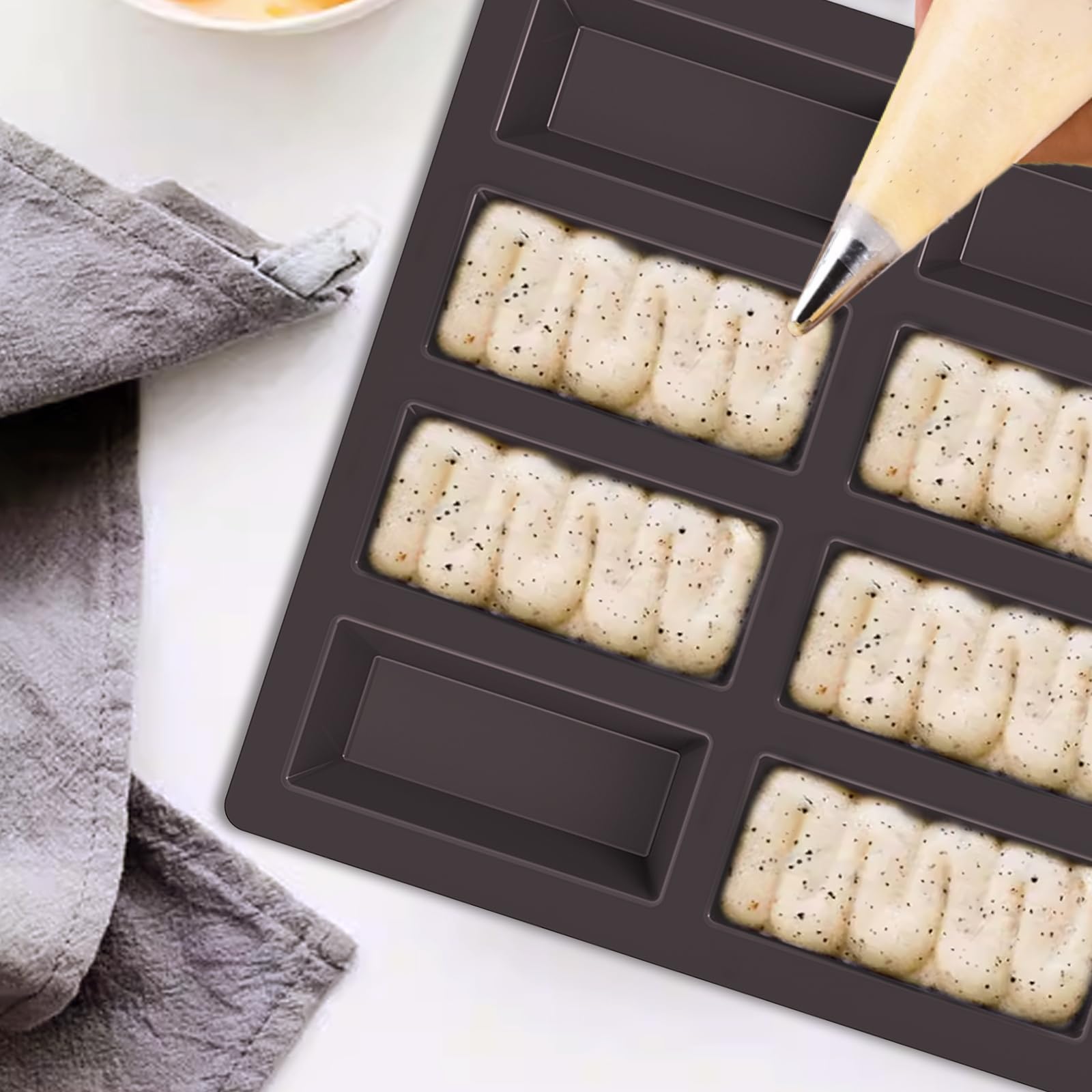 webake Silikonowa forma do ciasta Financier 2 sztuki Prostokątne mini formy do ciasta 8 komorowe tacki do muffinów formy do czekoladowych ciasteczek i ciastek, 24,7 x 23,6 x 1,5 cm