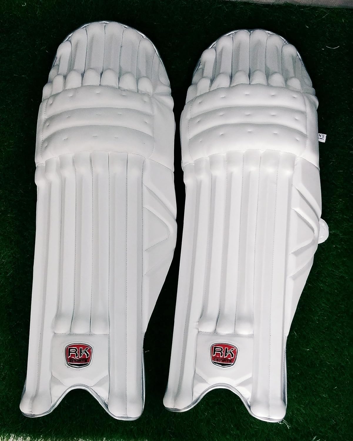 RK KAIME SPORTS Mens Leather Test Opener Batting Pad Mens 27 Inches White… (B0CK8JX18N) Amazon Price History, Amazon Price Tracker