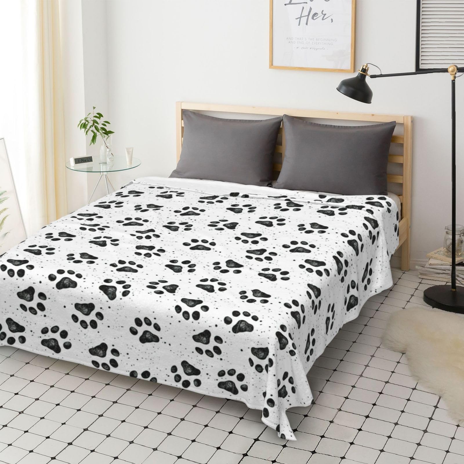 Couverture en flanelle avec motif patte de chien - 177,8 x 203,2 cm