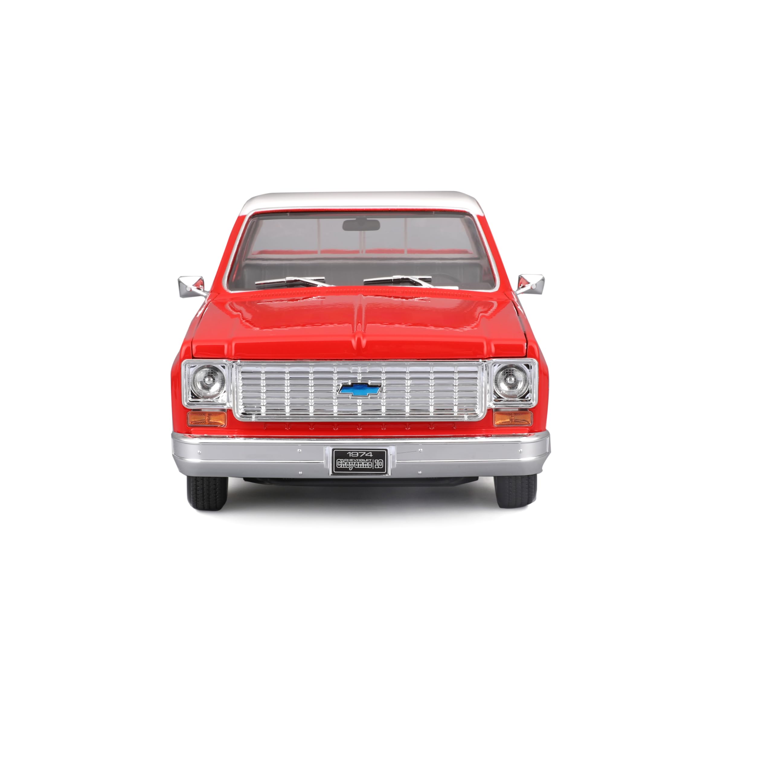Maisto 1:18 Special Edition 1974 Chevrolet C10 Cheyenne Super