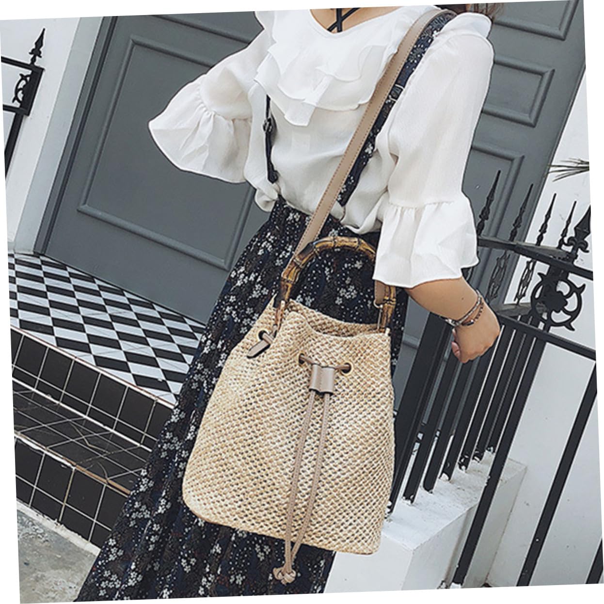 Toyvian 1pezzi Borsa Tracolla in Paglia Secchiello Borsa Mano Pratica e Leggera Adatta per Uso Quotidiano e Diverse Occasioni