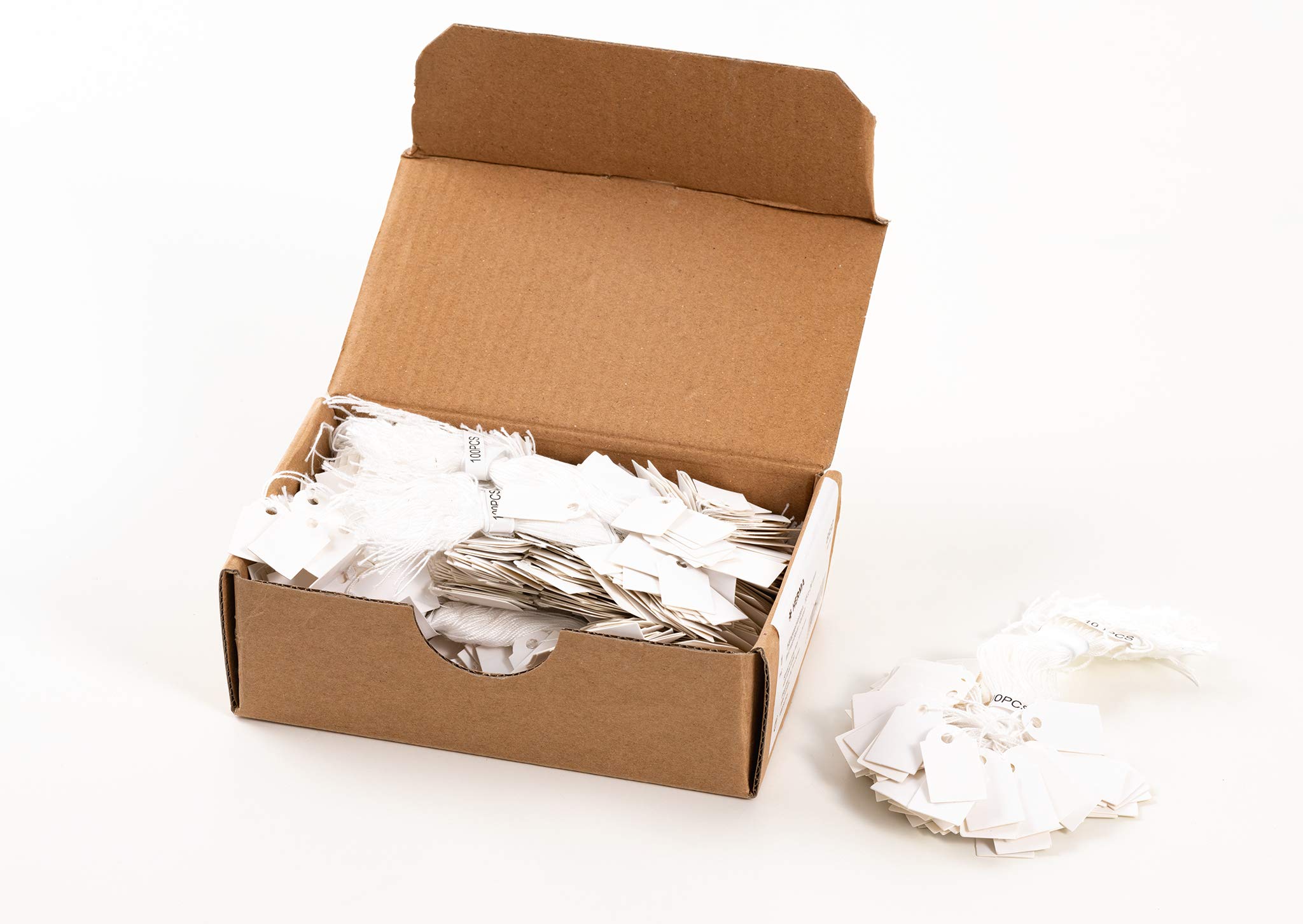HERMA Hanging Tags with White Thread, 1000 Pieces, 15 x 24 mm, Thread Length approx. 8 cm, Small Cardboard Price Tags, Marking Labels, Writable Tags, White